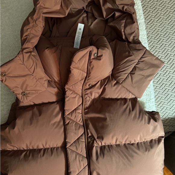 Lululemon Cropped Vest - Picture 2 of 6